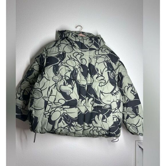 H&M x Warner Bros Ultra Oversized Puffer Coat Looney Tunes Sylvester Size XXL - Picture 3 of 15